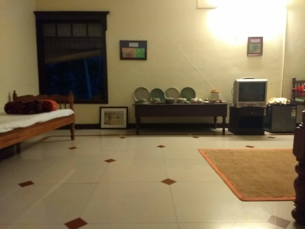 Blooming Bay Clifftop Beach Resort in Varkala, India