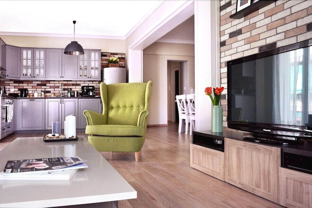 Acropolis Area Large 3BR 2BA Apartment — 4-Star Luxury Hotel in Athens, Greece