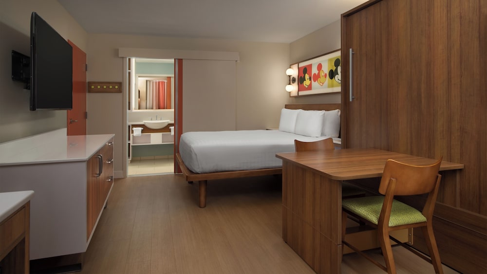 Disney's Pop Century Resort - photo 4