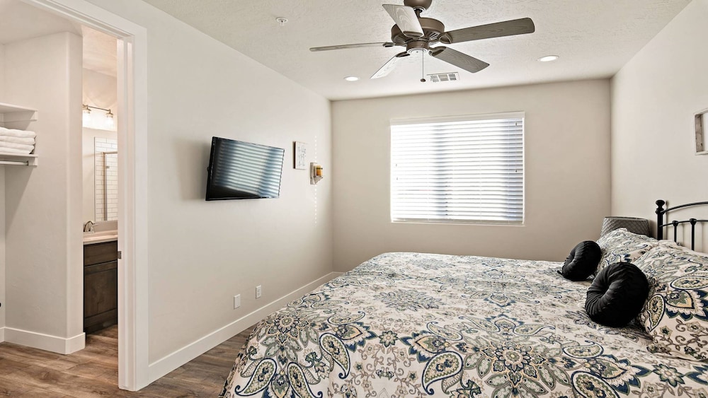 Town Center Resort - photo 10