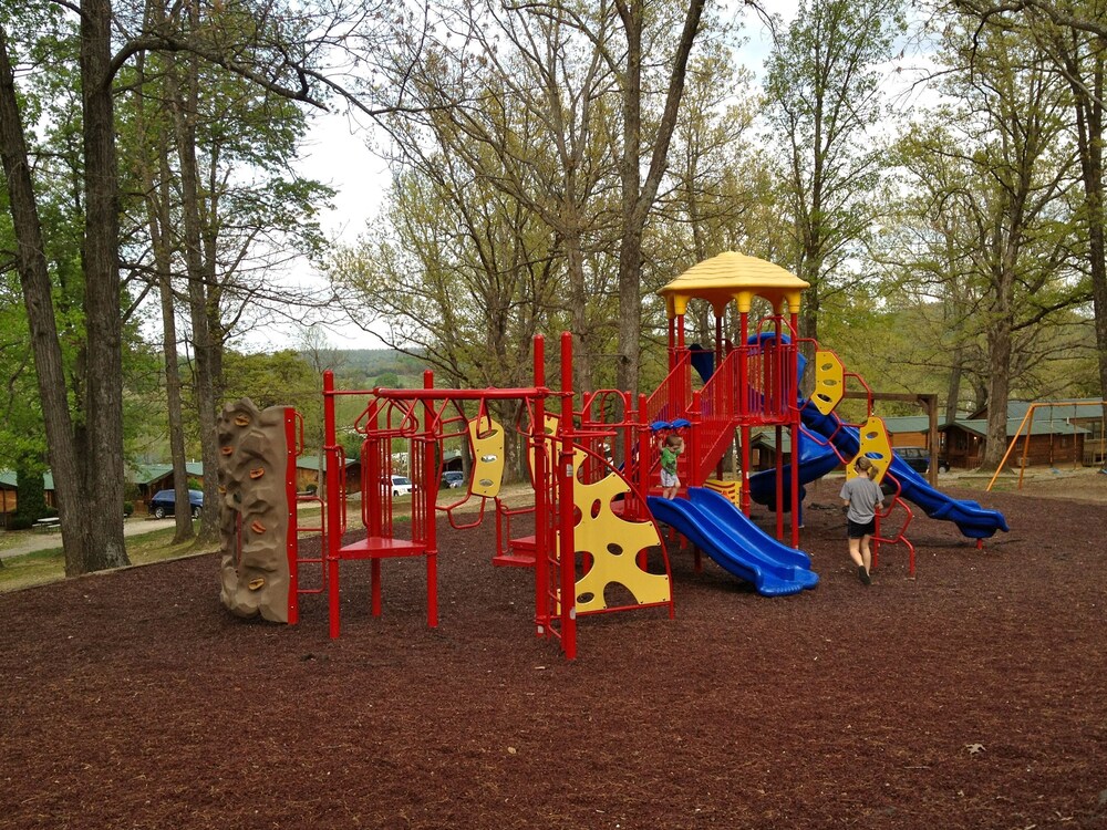 Yogi Bear's Jellystone Park Camp Resort - photo 41