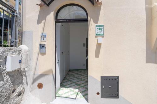 Casa Ferdimena — 4-Star Luxury Hotel in Ravello, Italy