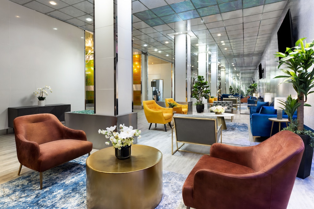 OYO Times Square - featured photo