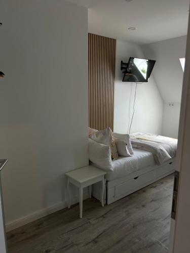 Zimmer mit Küche und Bad - last minute hotel in Unknown City