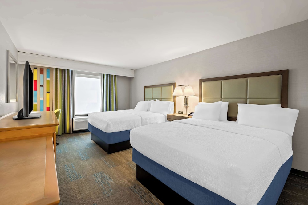 Hampton Inn & Suites Wilson I 95 - photo 25