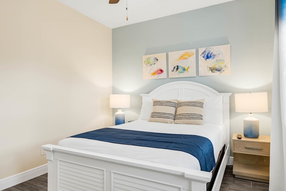 Caribbean Dreamin Vibrant Margaritaville Resort - photo 5