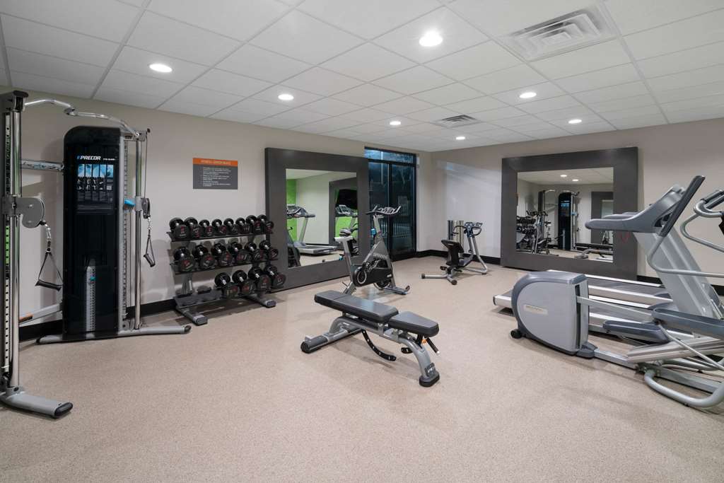 La Quinta Inn & Suites by Wyndham Raleigh Downtown North - photo 6