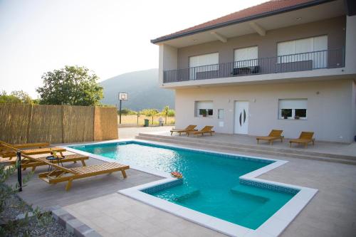 Villa Village Mostar — 4-Star Luxury Hotel in Mostar, Bosnia and Herzegovina