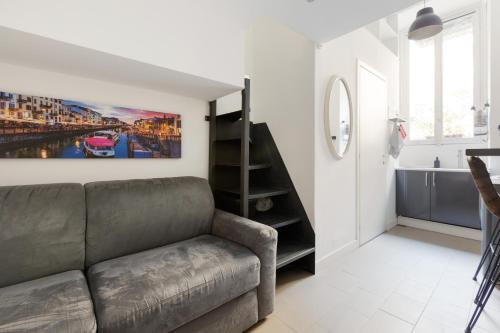 GuestHost Cosy Studio Apt in the Heart of Milano — 4-Star Luxury Hotel in Milan, Italy