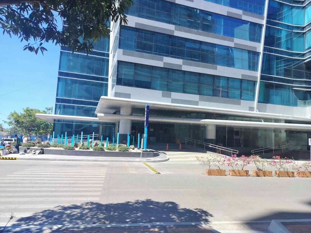 Luxury 1BR 55sqm 1 Pacific MactanNewtown in Lapu-Lapu City, Philippines