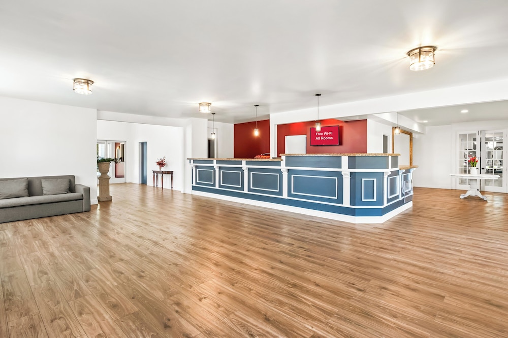 HomeTowne Studios by Red Roof Yuba City Bonanza Marysville - photo 5