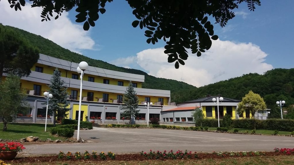 Hotel Le Ginestre — hotel in Filignano