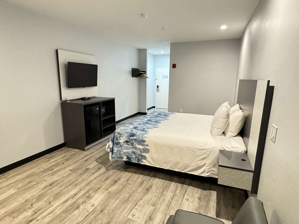 Americas Best Value Inn & Suites Haltom City Ft. Worth - photo 14