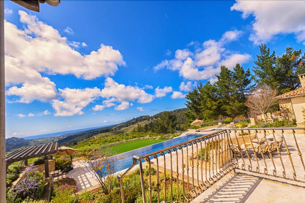 LX1 Chateau D' Renaitre Estate Carmel by the sea - photo 34