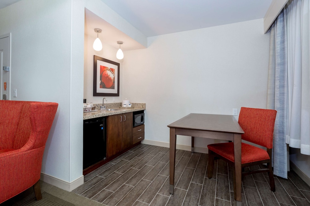 Hampton Inn Santa Barbara Goleta - photo 11