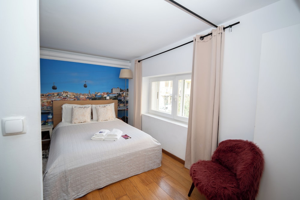 Palma Triplex 3 Bedroom With 3 Bathrooms — 4-Star Luxury Hotel in Lisbon, Portugal