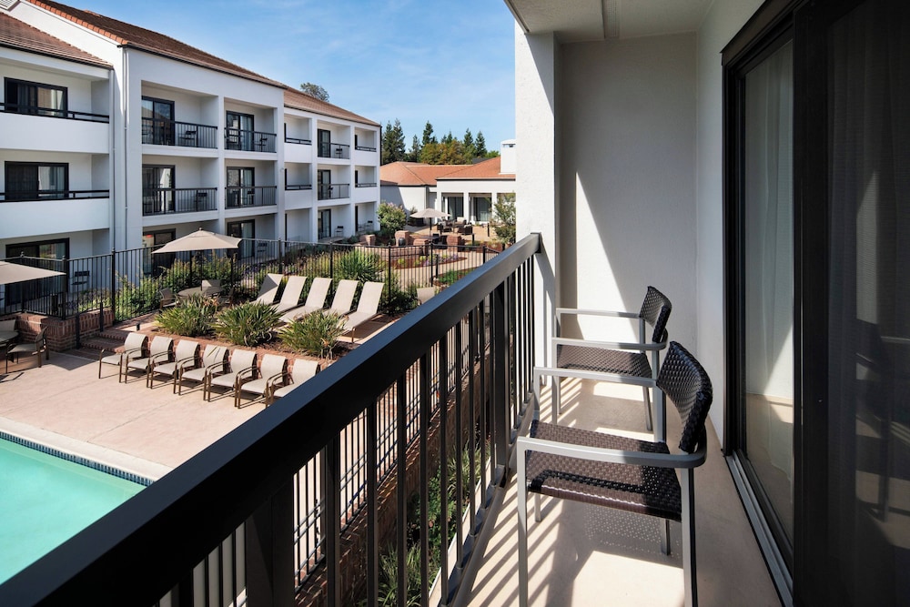 Courtyard by Marriott San Jose Cupertino - photo 12