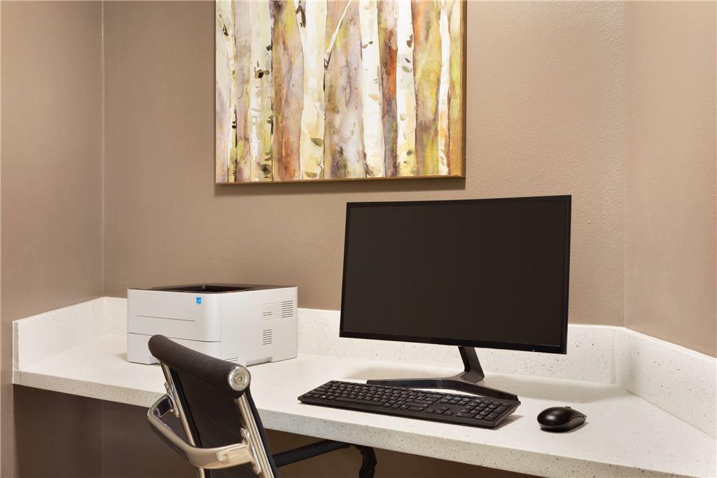 Hawthorn Suites By Wyndham St Robert — Saint Robert