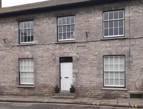 Drury's — 4-Star Luxury Hotel in Corfe Castle, United Kingdom