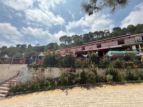 Hotel The Premium Villa Himalaya Hill in Kud, India