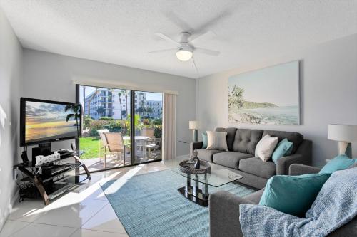Canaveral Towers 401 - photo 26