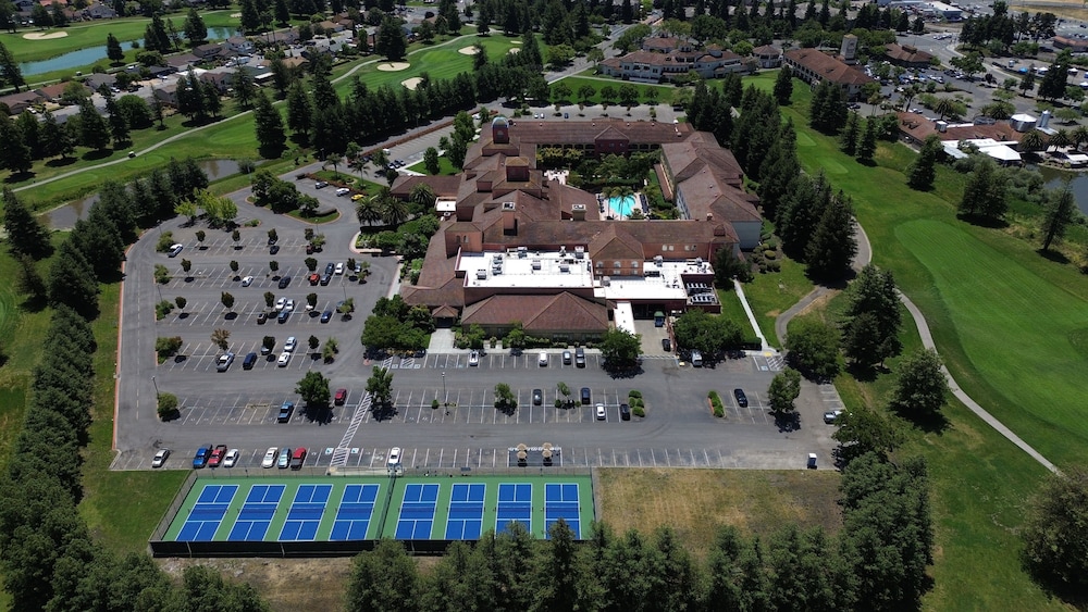 DoubleTree by Hilton Sonoma Wine Country - photo 92