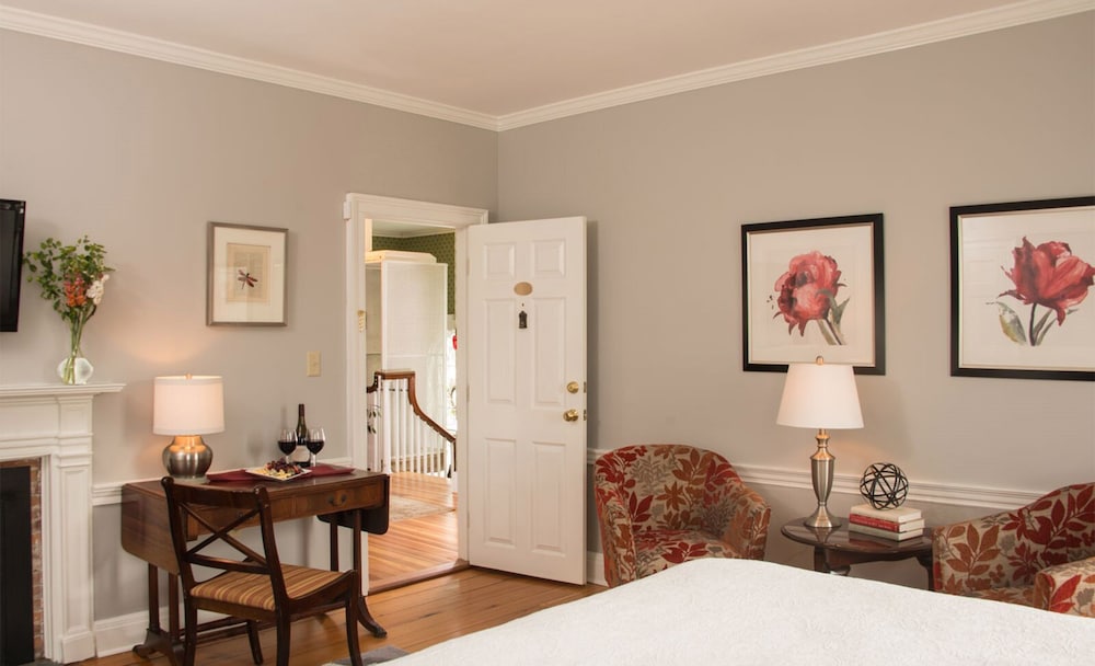 Swift House Inn - photo 10