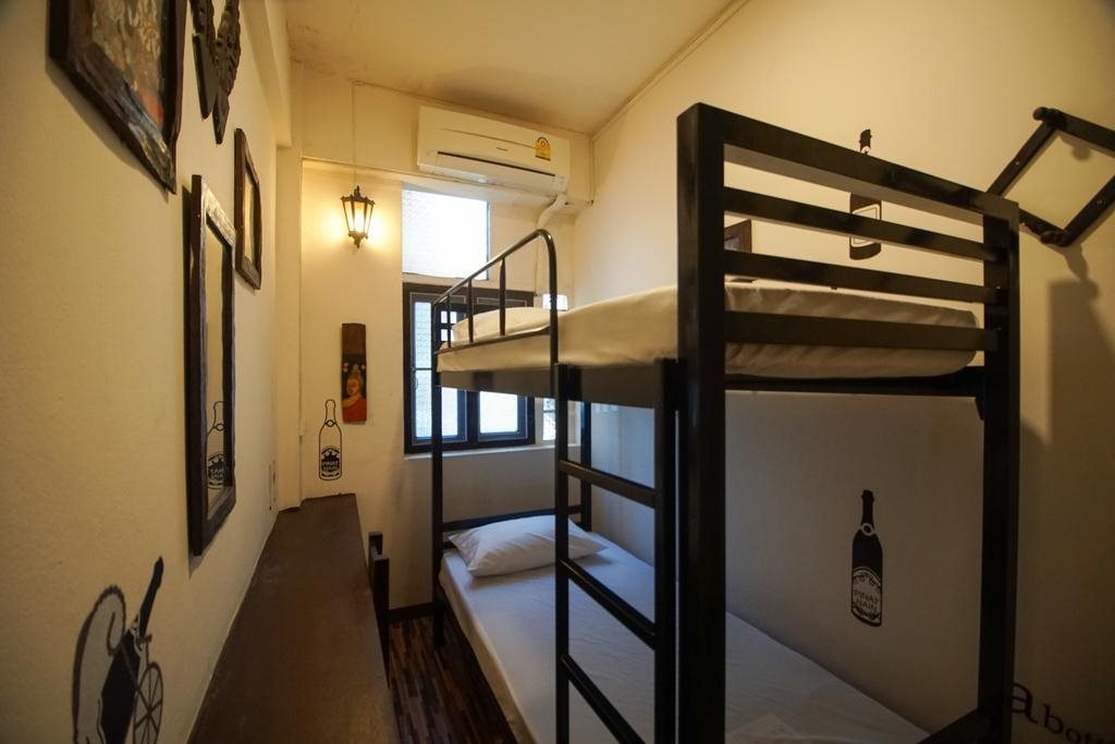 DMK Hostel Donmueang Airport