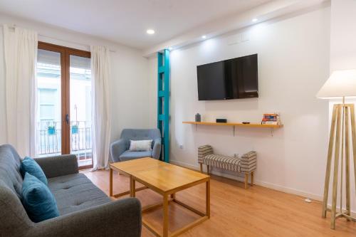 Locksmith Apartment Park Option — 4-Star Luxury Hotel in Sevilla, Spain