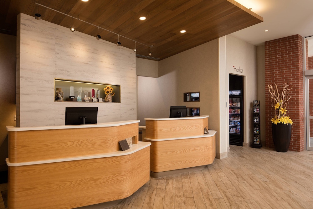 Courtyard by Marriott Erie Bayfront - photo 5