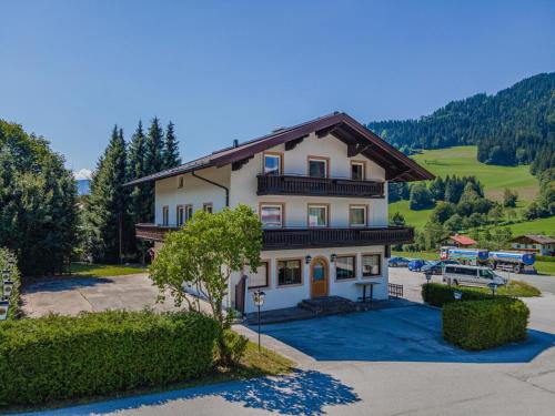 Haus am Lift XL — 4-Star Luxury Hotel in Itter, Austria