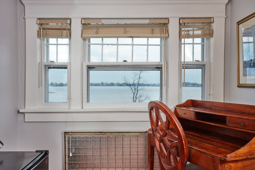 Inn at Longshore - photo 22