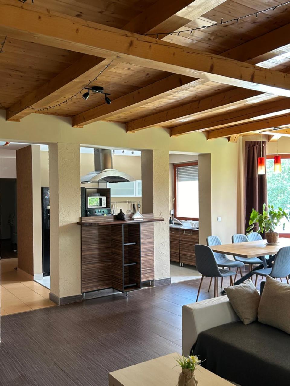 Bb Szabo Villa — 4-Star Luxury Hotel in Balatonboglar, Hungary