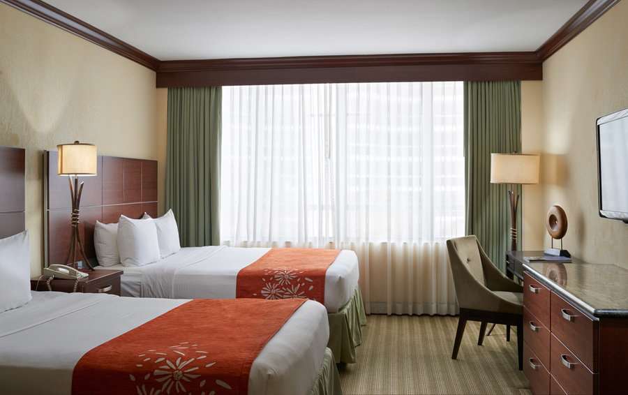 Newport Beachside Resort - photo 6