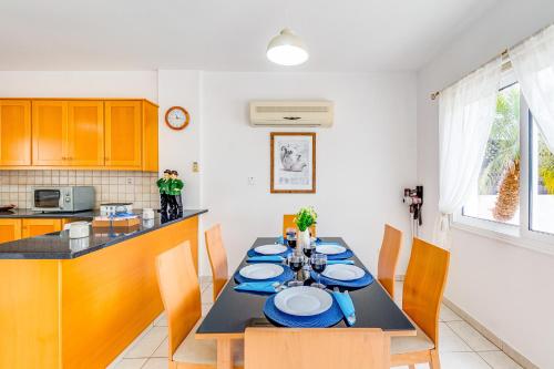 Villa Sunnyside Mandali by Ezoria Villas