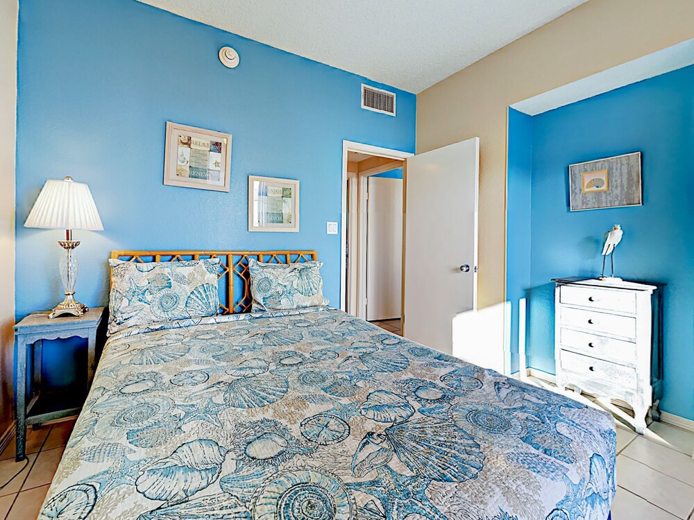 Sunchase Iv Resort - photo 2