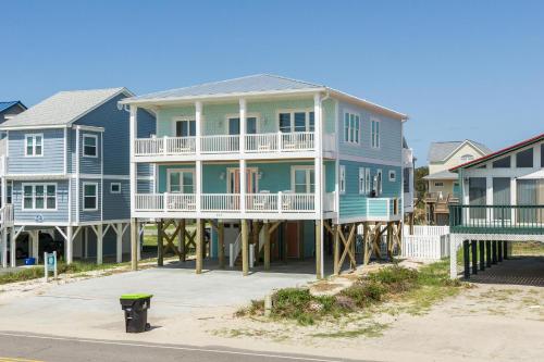 Wait N Sea by Oak Island Accommodations - photo 3