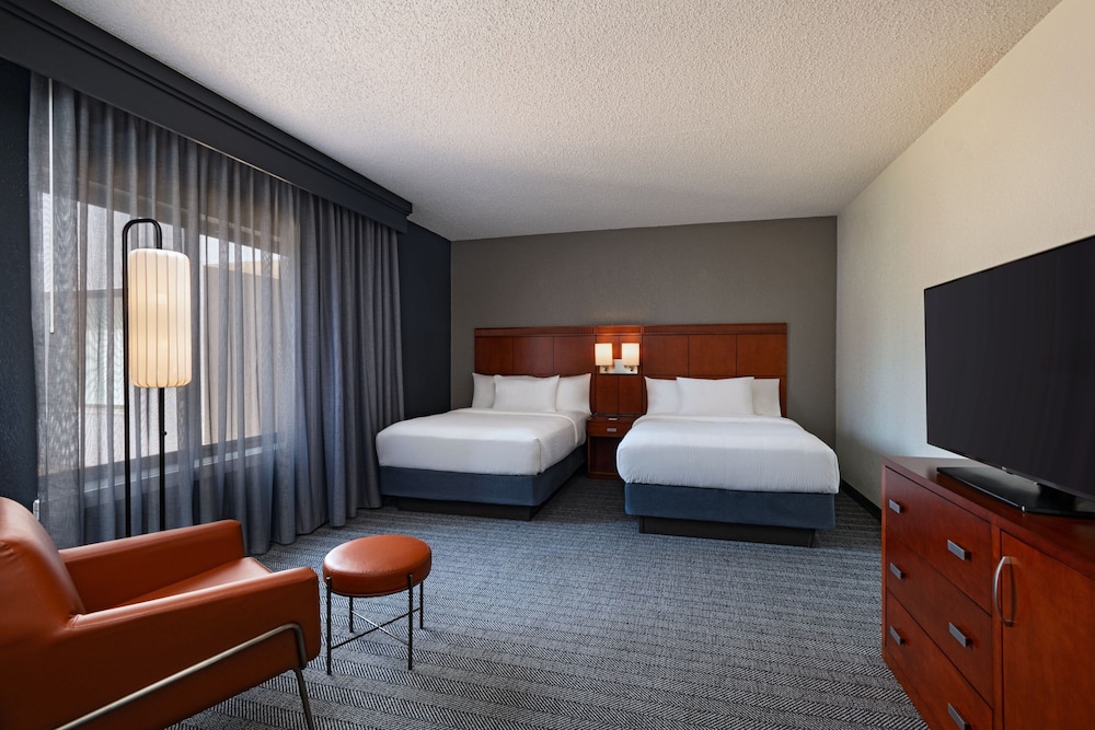 Courtyard by Marriott Fort Worth University Drive - photo 10