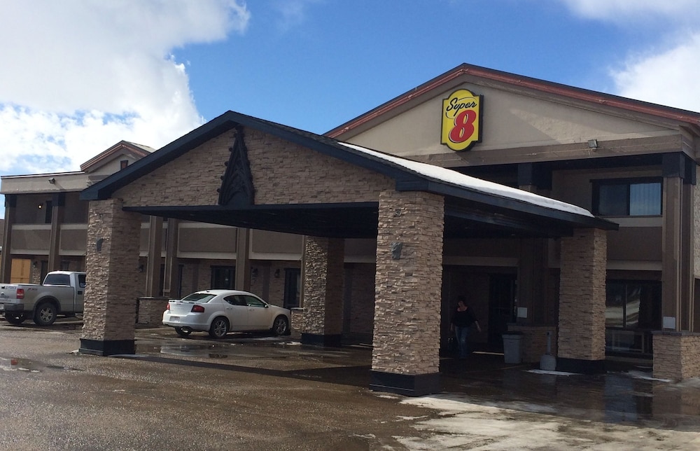Super 8 by Wyndham Red Deer in Red Deer, Canada