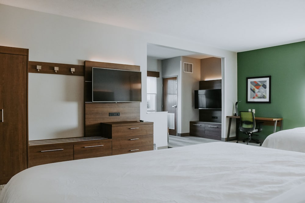 Holiday Inn Express & Suites South Lincoln by IHG - photo 14