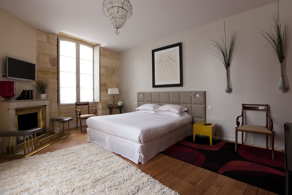 Une Chambre chez Dupont — 4-Star Luxury Hotel in Bordeaux, France