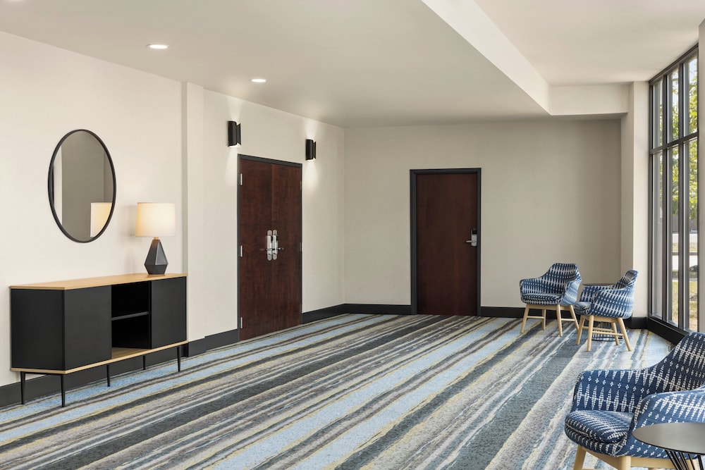 Holiday Inn Columbus Hilliard by IHG - photo 37