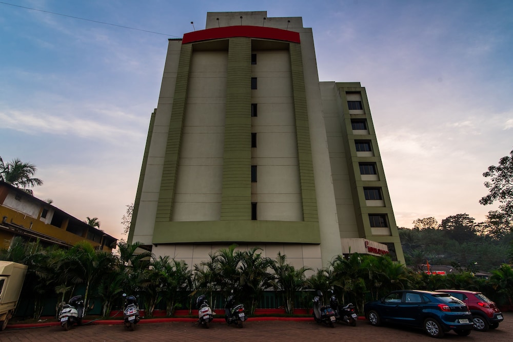 Oyo 1152 Hotel Sun Inn — hotel in Ponda