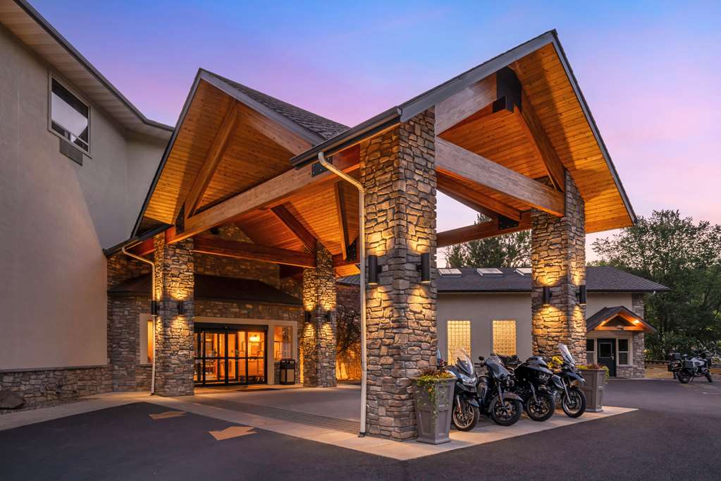 Best Western Lodge At River's Edge - photo 10