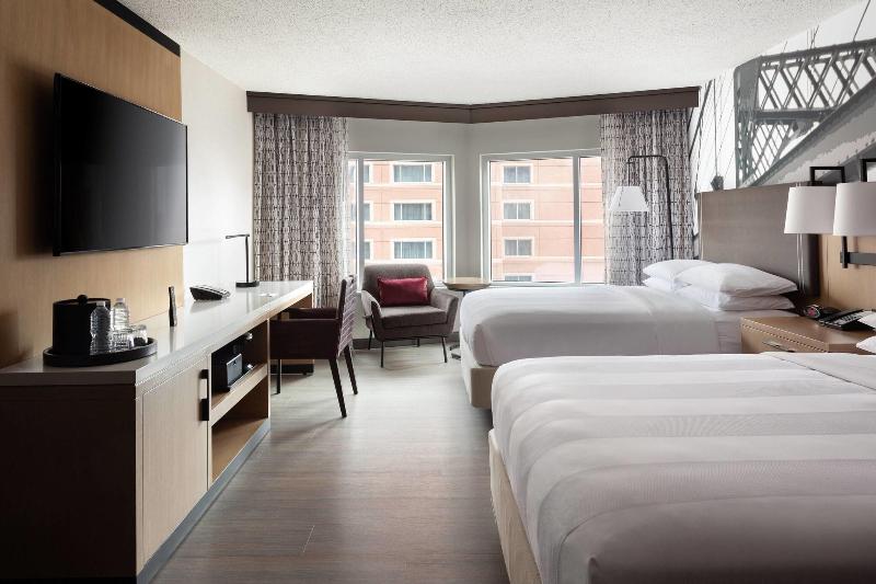 Cincinnati Marriott at RiverCenter - photo 53