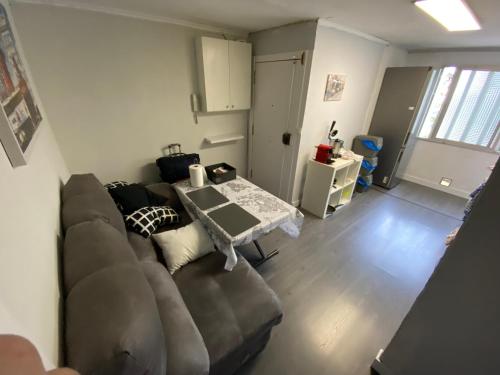 Habitaciones cerca del centro de Barcelona Barceloneta Aeropuerto y Fira in L'hospitalet De Llobregat, Spain