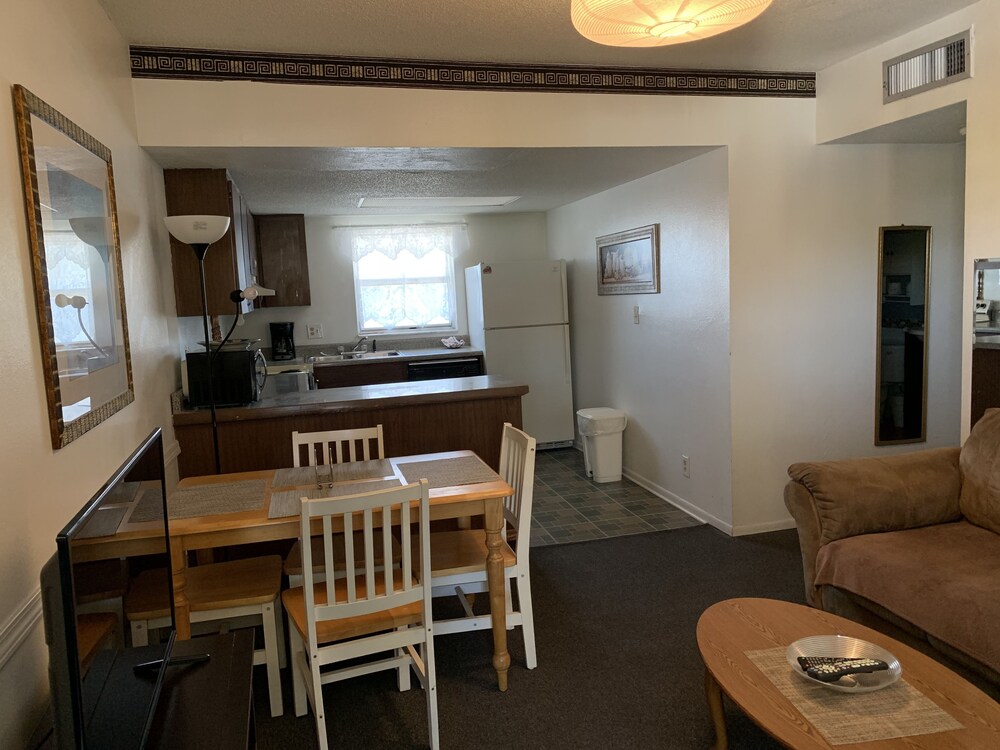 Echo Sails Motel - photo 21