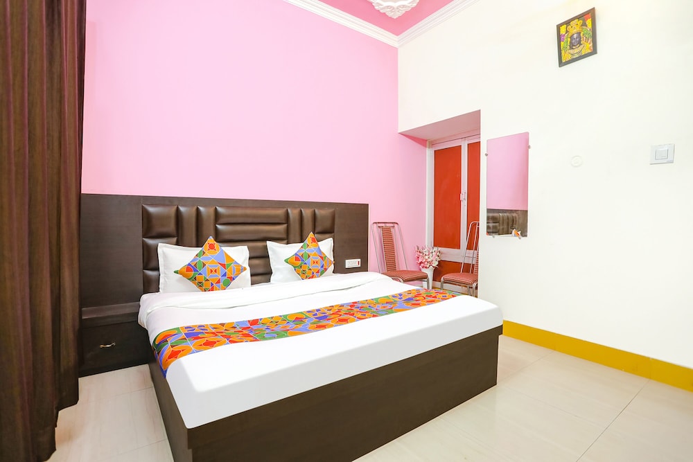 Fabhotel Madhuri Annex in Fyzabad, India