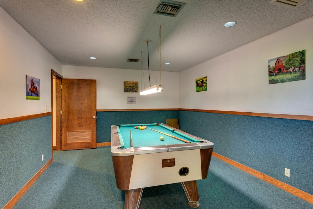 Colorado River Camping Resort - photo 15