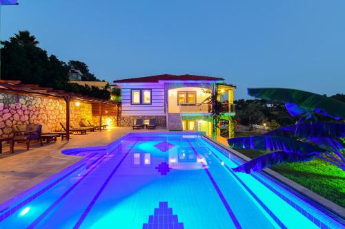 Villa Bellevue — 4-Star Luxury Hotel in Karadere, Turkey